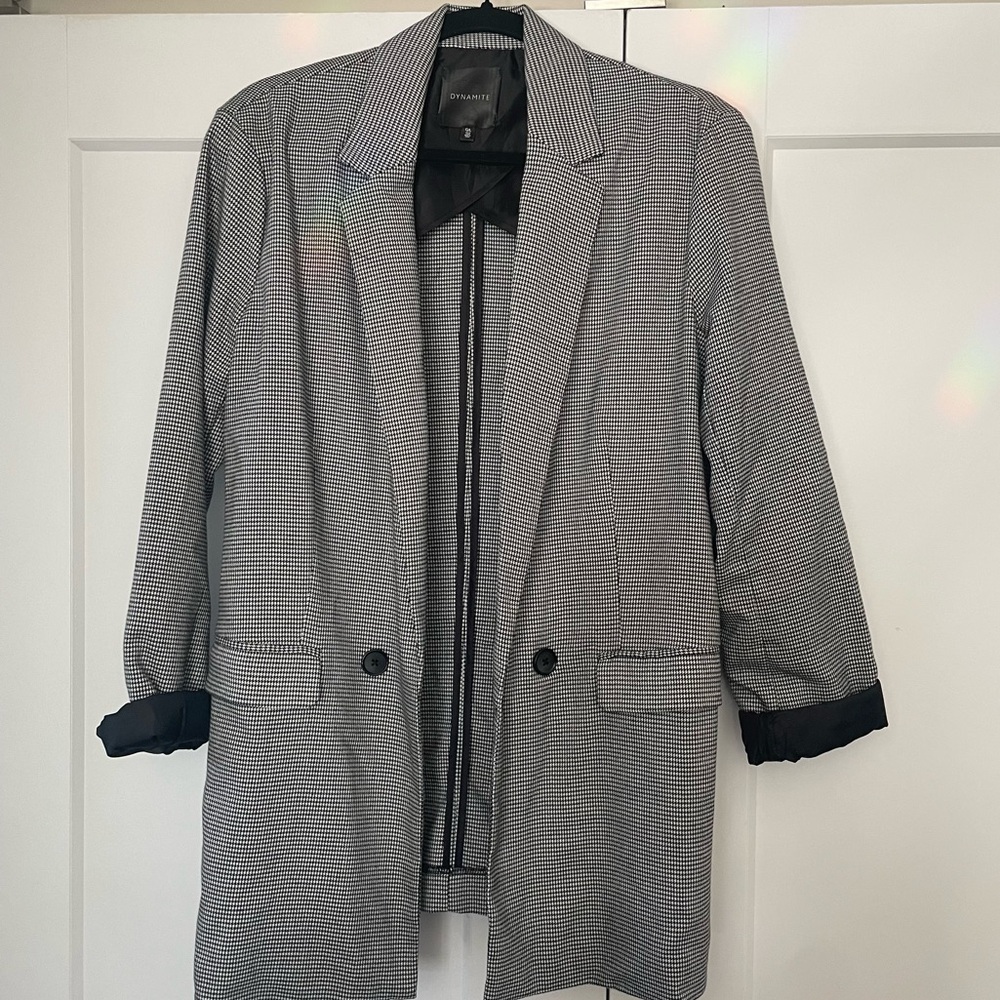 Dynamite Houndstooth Blazer